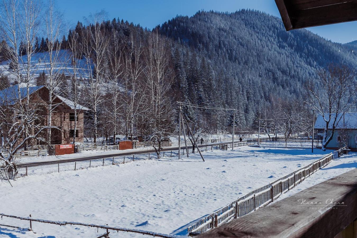 7+Я Villa Verkhovyna Exterior photo
